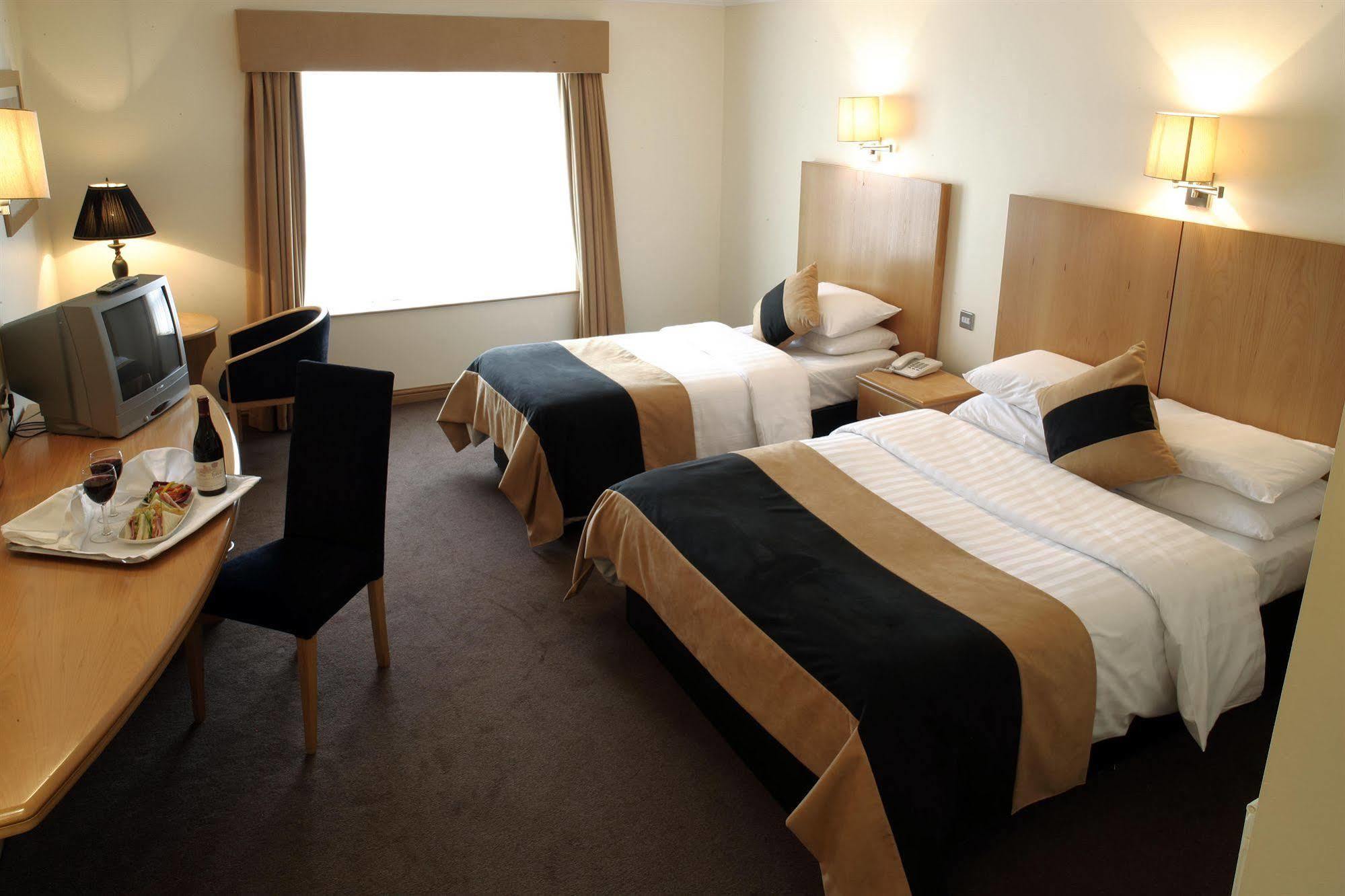 La Mon Hotel & Country Club Castlereagh Cameră foto
