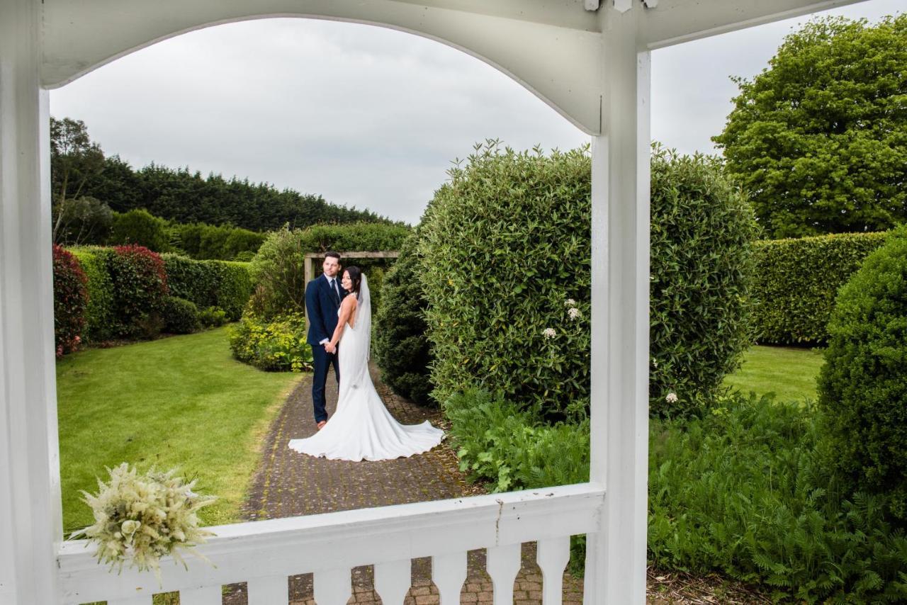 La Mon Hotel & Country Club Castlereagh Exterior foto