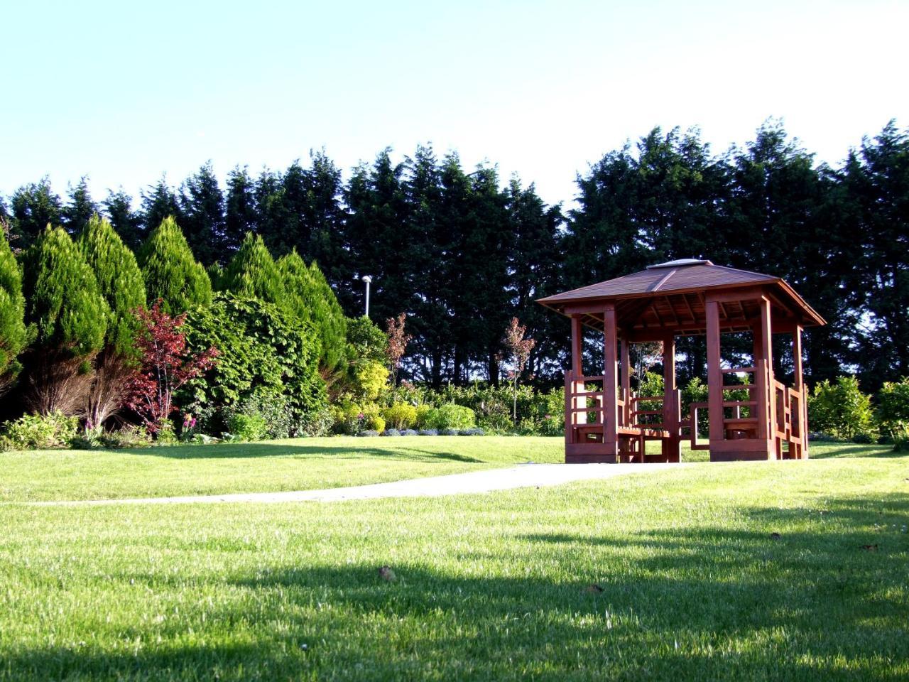 La Mon Hotel & Country Club Castlereagh Exterior foto